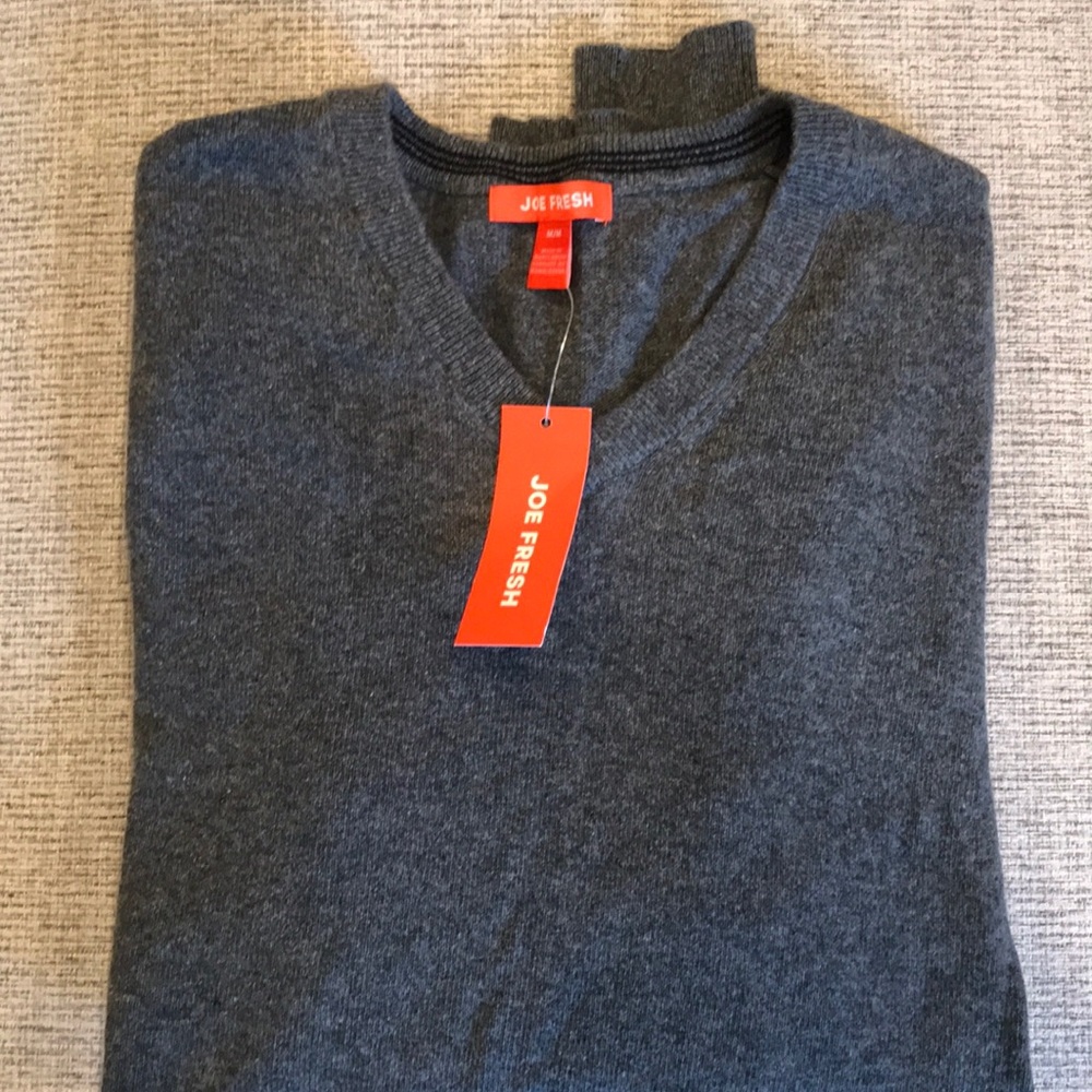 pullover V-neck sweater